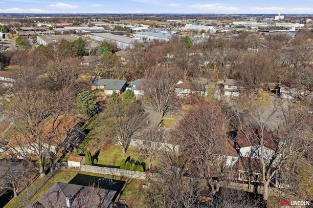 5224 Cameron Court, Lincoln, NE 68512