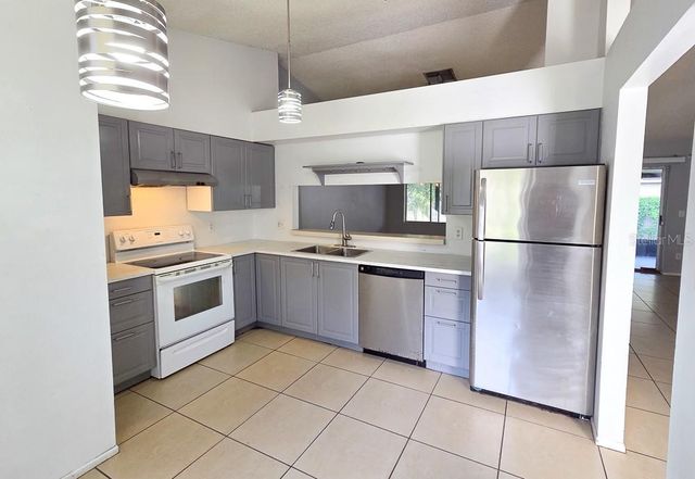 218 SAN FERNANDO COURT, Sanford, FL 32773