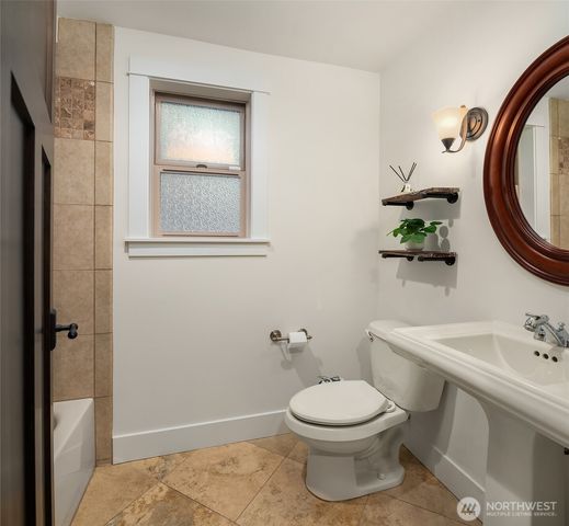 8505 NE 123rd Place, Kirkland, WA 98034