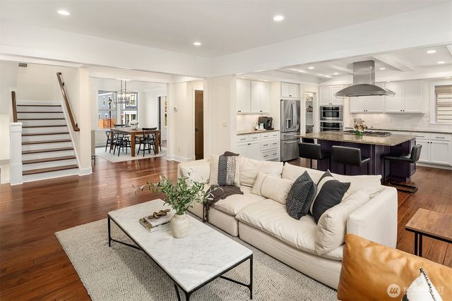 8505 NE 123rd Place, Kirkland, WA 98034