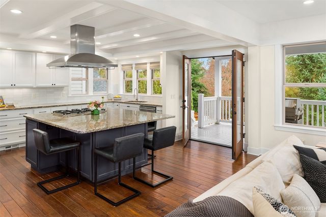 8505 NE 123rd Place, Kirkland, WA 98034