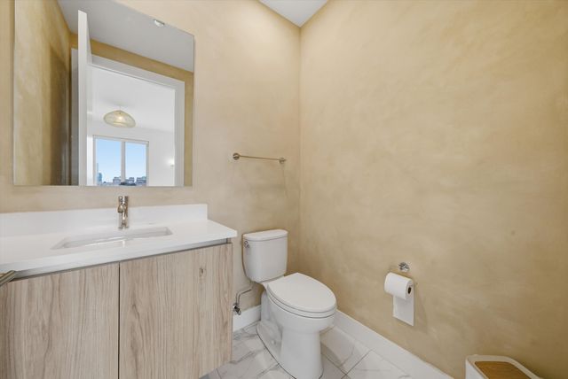 305 S Racine Avenue 5A, Chicago, IL 60607