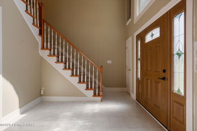 620 Twelve Oaks Dr, Mt Washington, KY 40047