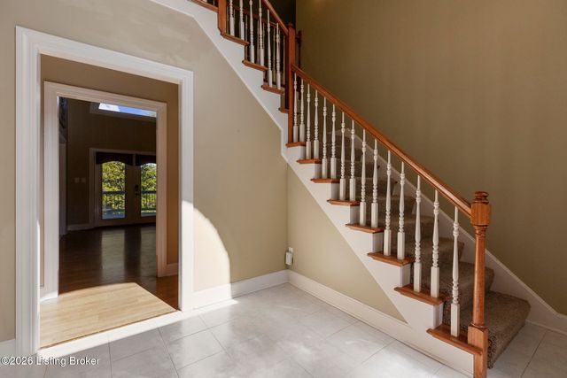 620 Twelve Oaks Dr, Mt Washington, KY 40047