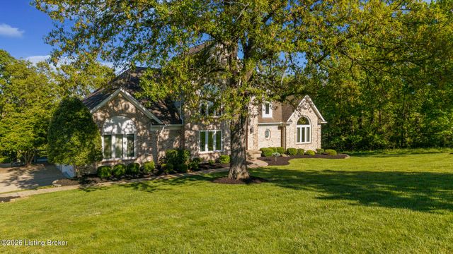 620 Twelve Oaks Dr, Mt Washington, KY 40047