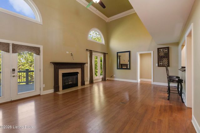 620 Twelve Oaks Dr, Mt Washington, KY 40047