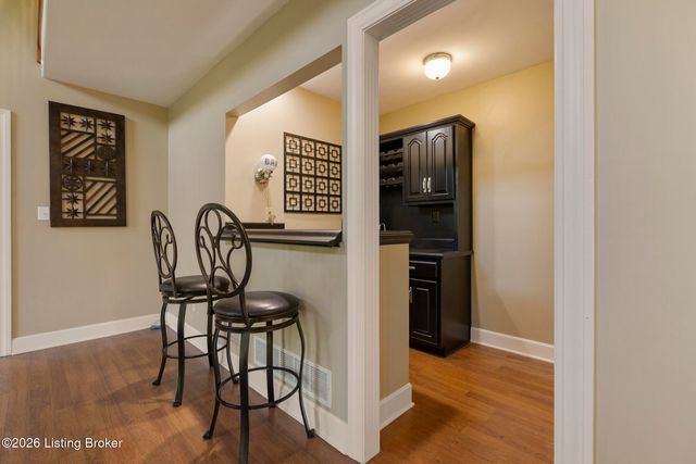 620 Twelve Oaks Dr, Mt Washington, KY 40047