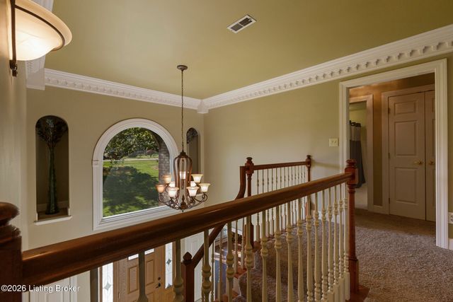 620 Twelve Oaks Dr, Mt Washington, KY 40047