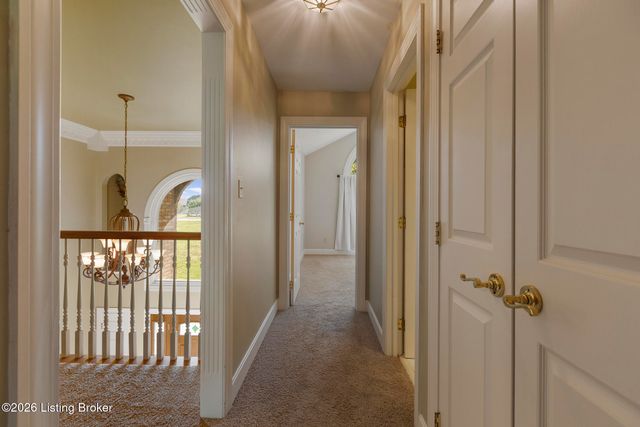 620 Twelve Oaks Dr, Mt Washington, KY 40047