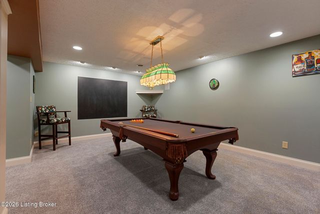 620 Twelve Oaks Dr, Mt Washington, KY 40047