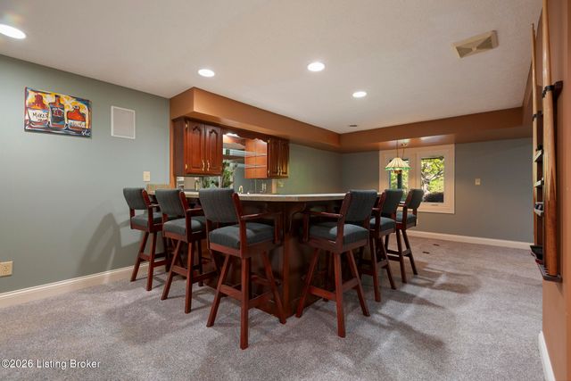 620 Twelve Oaks Dr, Mt Washington, KY 40047