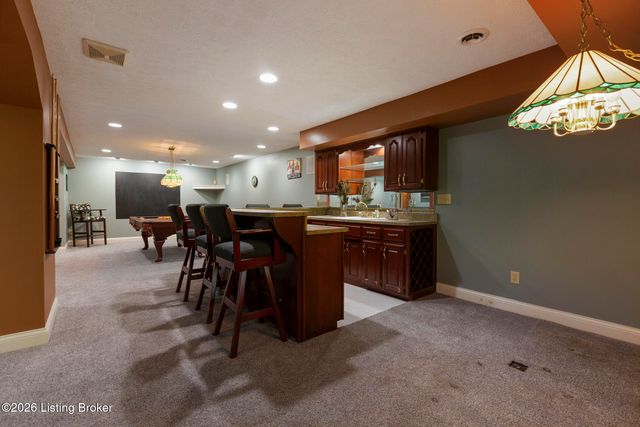 620 Twelve Oaks Dr, Mt Washington, KY 40047