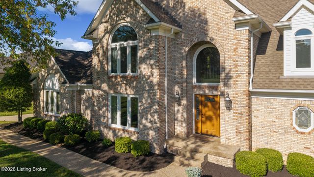 620 Twelve Oaks Dr, Mt Washington, KY 40047
