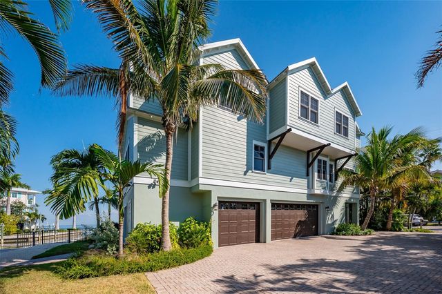 526 56TH STREET, Holmes Beach, FL 34217