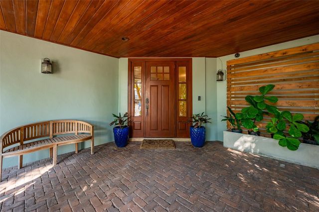 526 56TH STREET, Holmes Beach, FL 34217