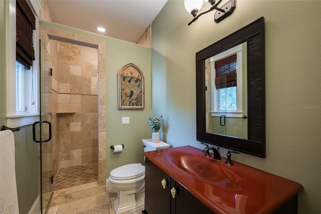 526 56TH STREET, Holmes Beach, FL 34217