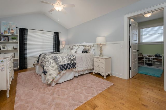 526 56TH STREET, Holmes Beach, FL 34217