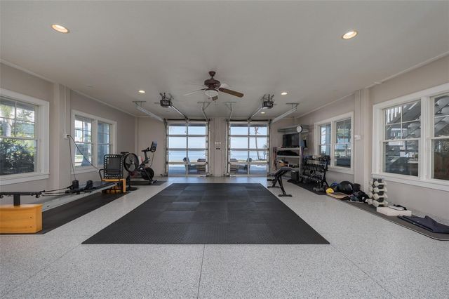 526 56TH STREET, Holmes Beach, FL 34217