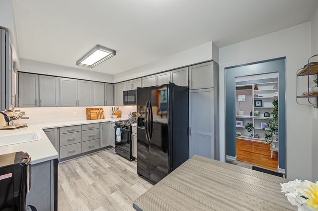 6219 Boston Avenue, Des Moines, IA 50322