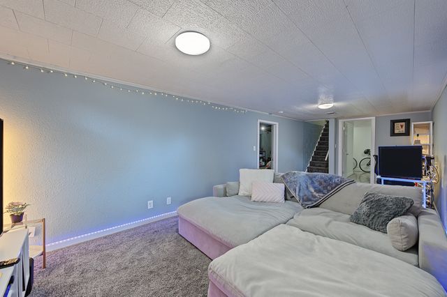 6219 Boston Avenue, Des Moines, IA 50322