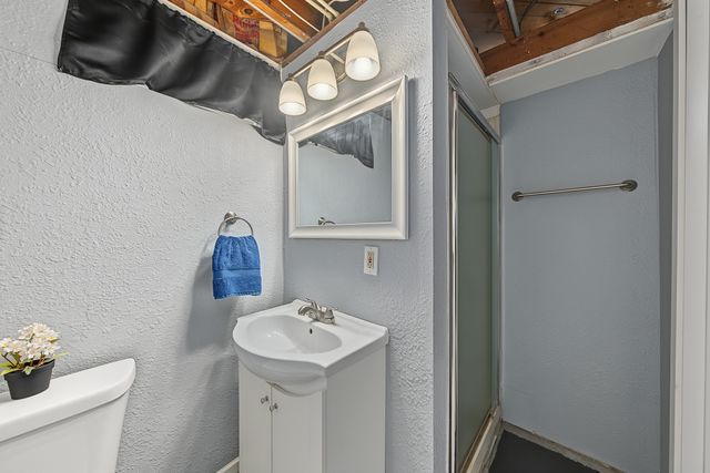 6219 Boston Avenue, Des Moines, IA 50322