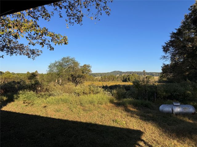 4537 PR 2301, Gilmer, TX 75644