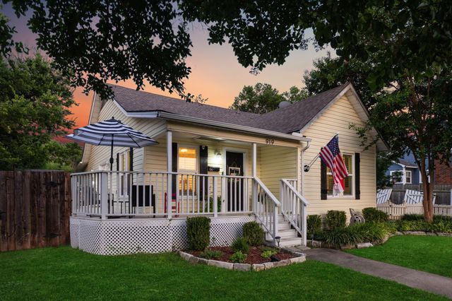 919 S Tennessee Street, Mckinney, TX 75069