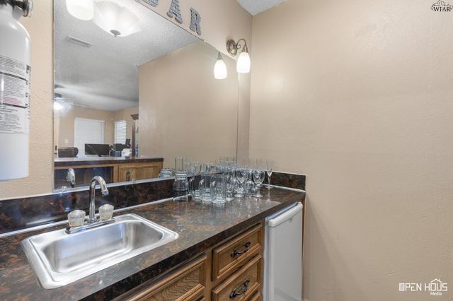 3506 WINDSOR LANE, Wichita Falls, TX 76308