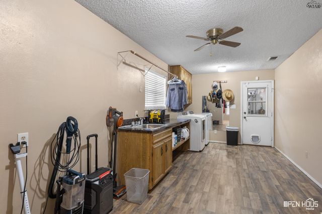 3506 WINDSOR LANE, Wichita Falls, TX 76308