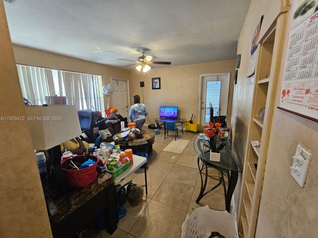 221 NE 21st St, Pompano Beach, FL 33060