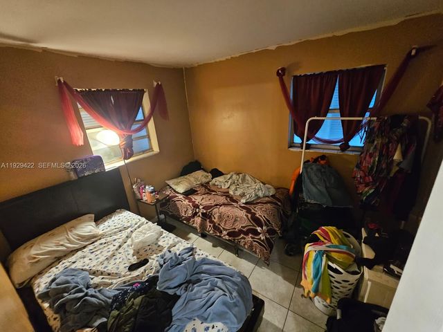 221 NE 21st St, Pompano Beach, FL 33060