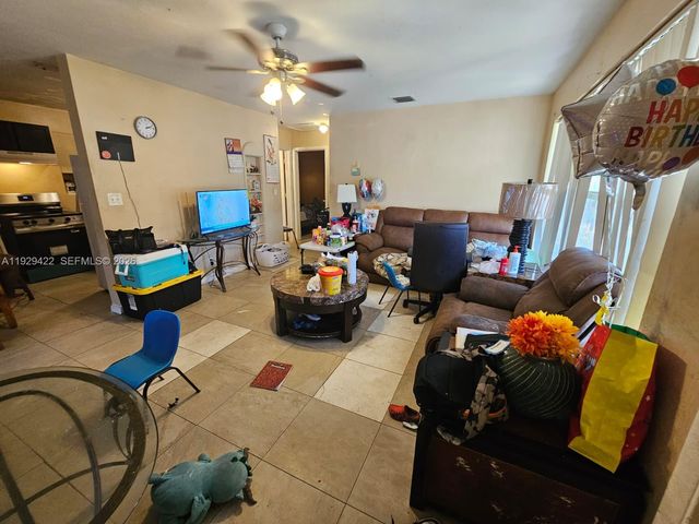 221 NE 21st St, Pompano Beach, FL 33060