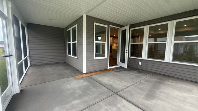 628 Palm Bay Dr., Myrtle Beach, SC 29588