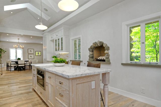 350 Willowbrook Road, Portola Valley, CA 94028