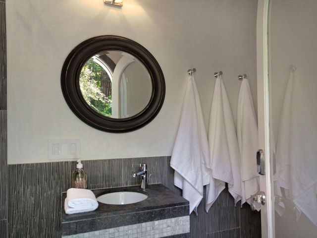 350 Willowbrook Road, Portola Valley, CA 94028