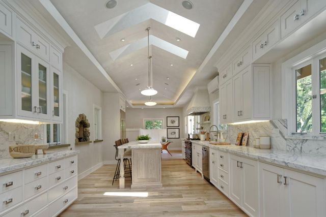 350 Willowbrook Road, Portola Valley, CA 94028