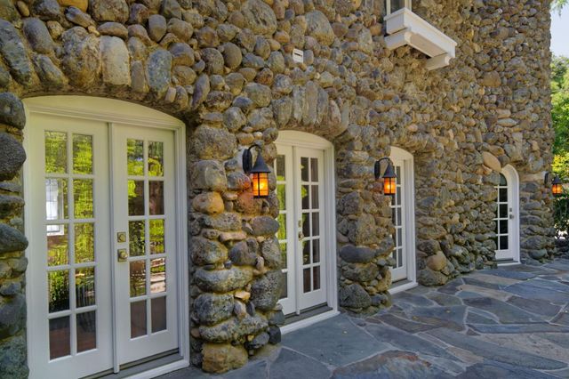 350 Willowbrook Road, Portola Valley, CA 94028