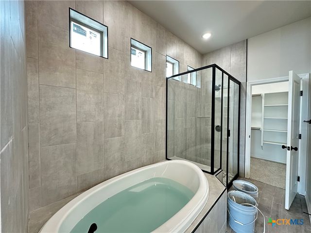 712 Eagle Crest Drive, Salado, TX 76571