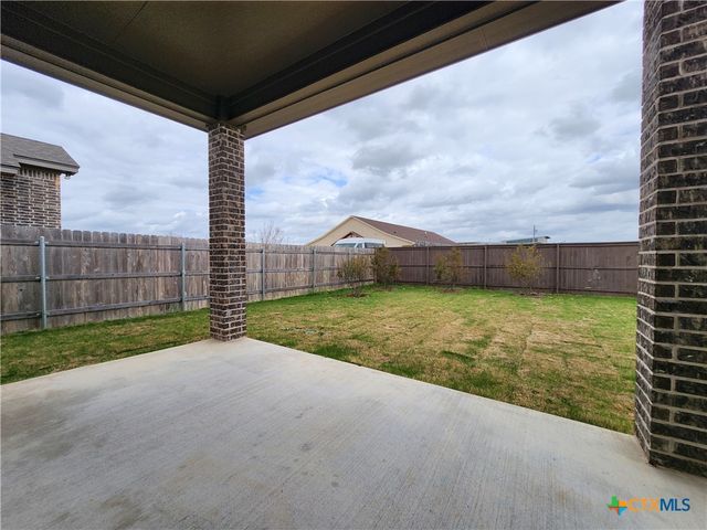 712 Eagle Crest Drive, Salado, TX 76571