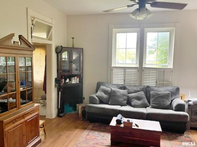 1603 CATHERINE Street, Metropolis, IL 62960