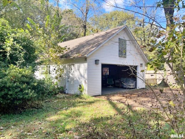 1603 CATHERINE Street, Metropolis, IL 62960