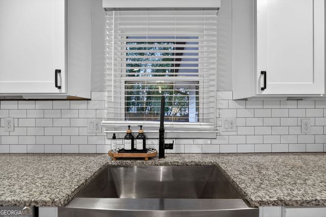 10 Valley Forest Lane SE, Smyrna, GA 30082