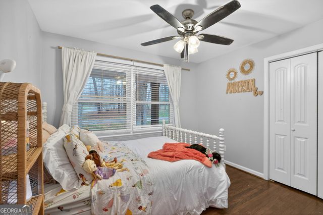 10 Valley Forest Lane SE, Smyrna, GA 30082