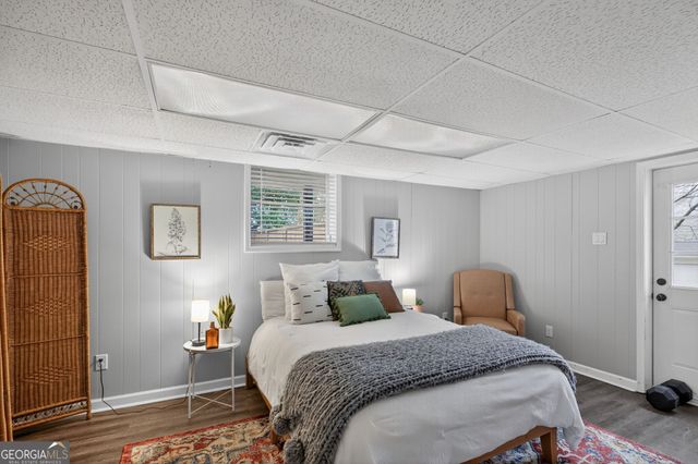 10 Valley Forest Lane SE, Smyrna, GA 30082