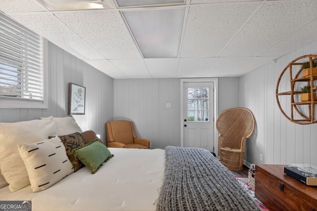 10 Valley Forest Lane SE, Smyrna, GA 30082