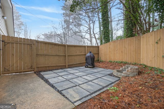 10 Valley Forest Lane SE, Smyrna, GA 30082