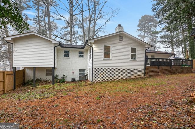 10 Valley Forest Lane SE, Smyrna, GA 30082
