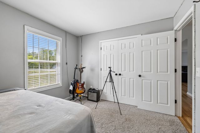 3084 Bowker Rd, Charlotte, TN 37036