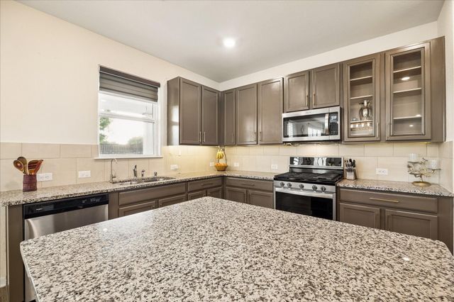 22207 Davenport Downs Lane, Richmond, TX 77469