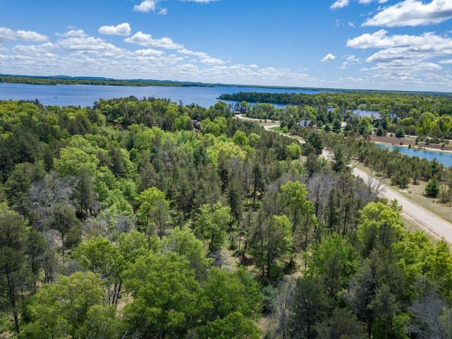 N8034 North Shore Drive, New Lisbon, WI 53950